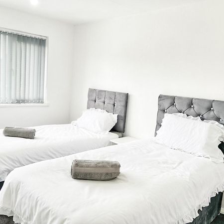 Rusholme Apartment - Sleeps 4 Manchester Exterior photo